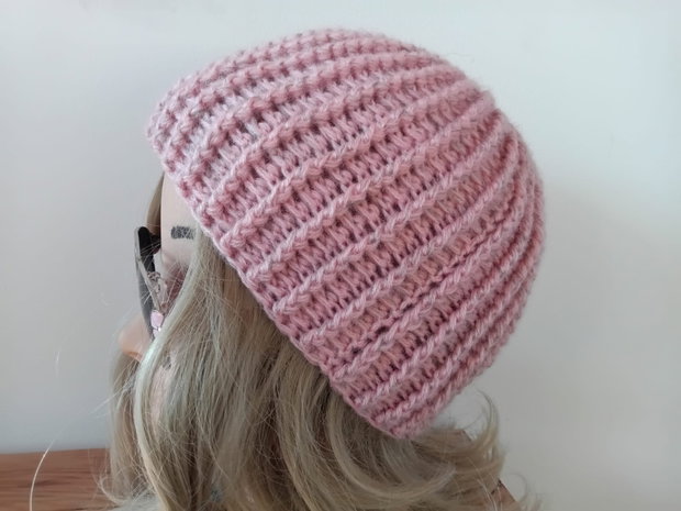 Caciula, Beanie