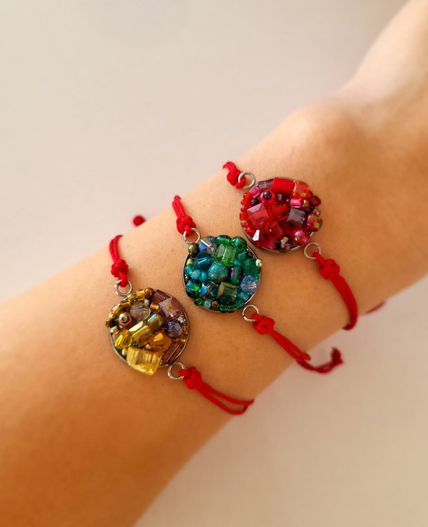 Bratara Martisor cu pietre aurii