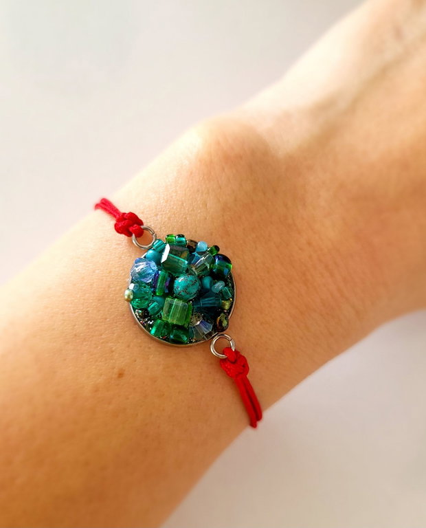 Bratara Martisor cu pietre verzi