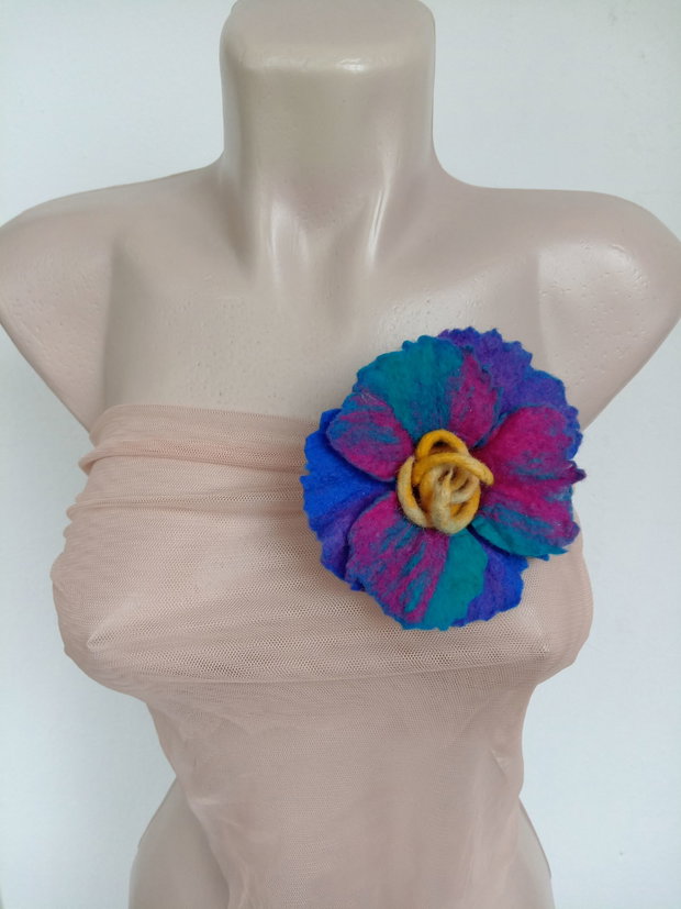 Floare albastra