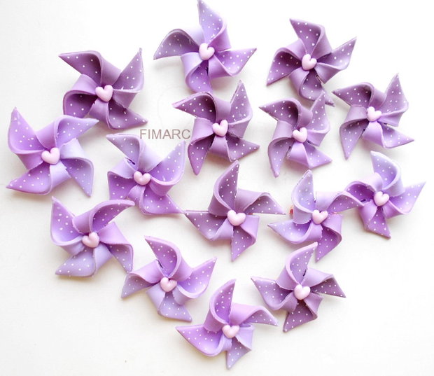 ''Mori de vant'' - martisoare brose