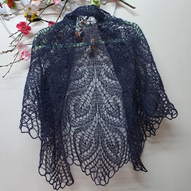 Șal triunghiular bleumarin