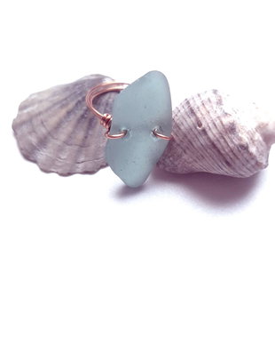 Inel din cupru cu sticla de mare-sea glass