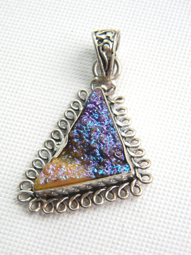 Pandantiv titanium druzy (C30)