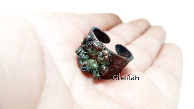 Inel din cupru cu cipsuri peridot IN116