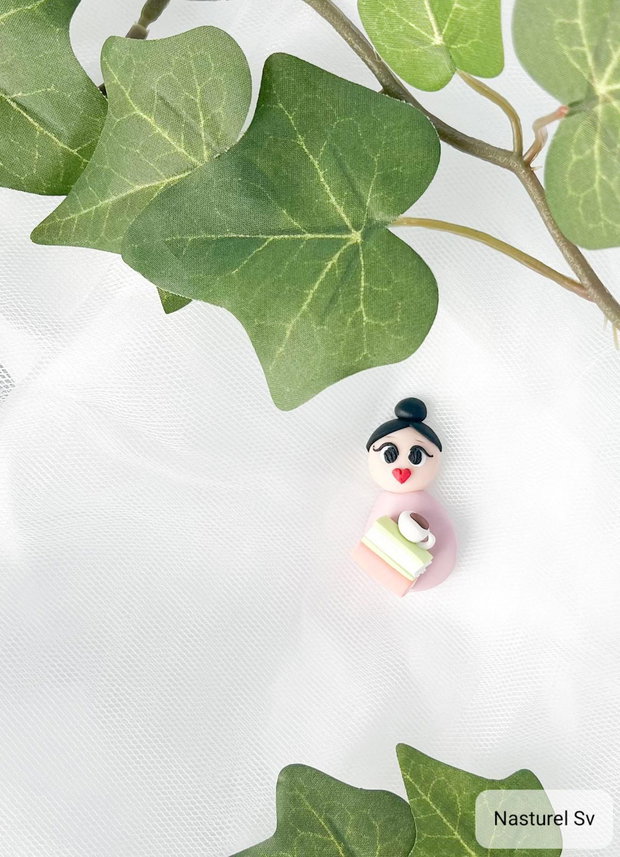 Brosa martisor: Love