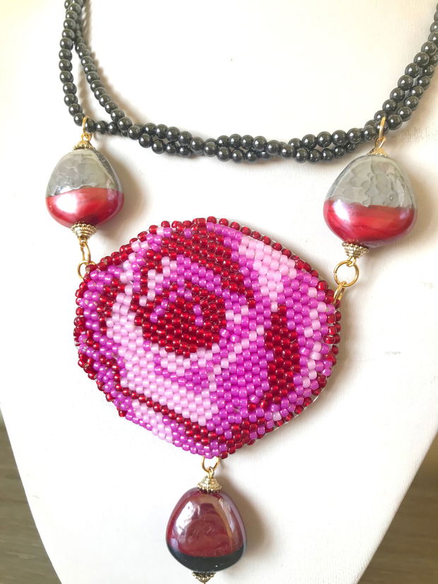Colier statement '' Royal Rose "
