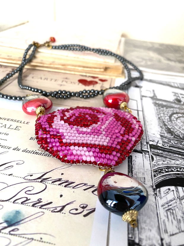 Colier statement '' Royal Rose "