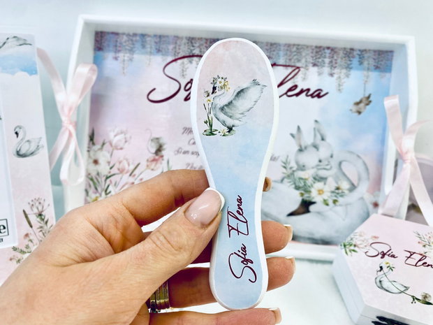 Set aniversar personalizat 1 anisor - Lebada si iepurasii
