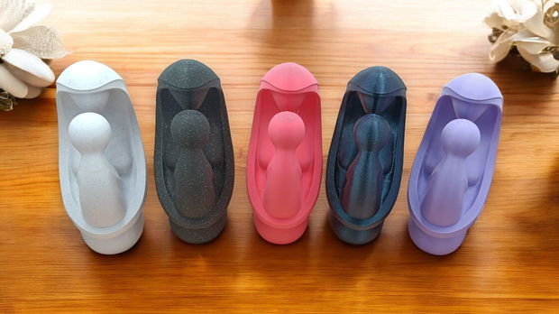 Figurină Mama și Copilul, Sculptură Modernă 3D, Design Minimalist Eco-Friendly - Cadoul Perfect pentru Ziua Mamei