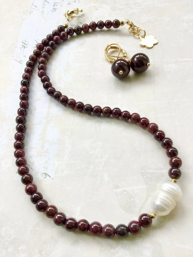 Colier CHOKER Granat visiniu & perla baroc