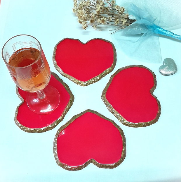 Be my Valentine/Dragobete :) - set de 4 coastere din rășină