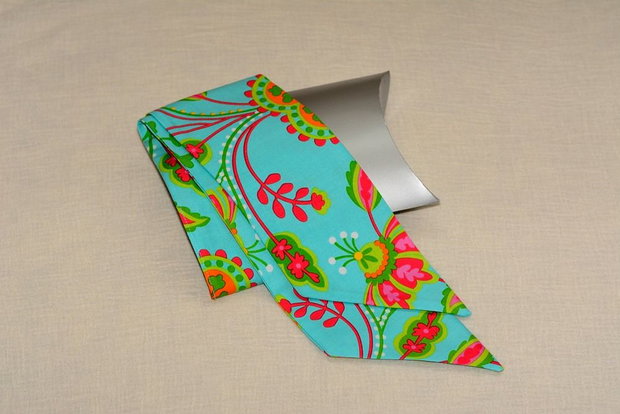 Esarfa din bumbac, model floral
