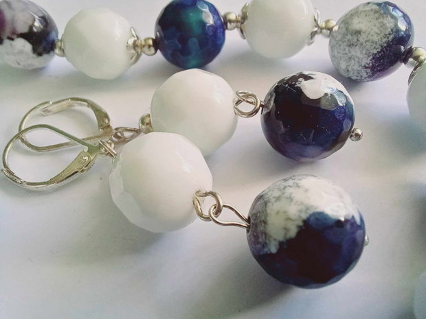 Agate - White& Blue Cobalt