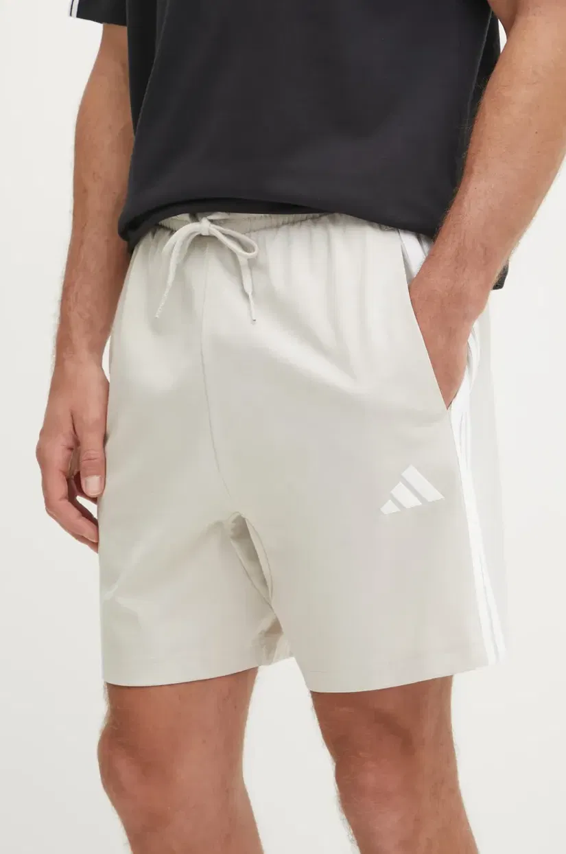 adidas pantaloni scurti Essentials barbati, culoarea bej, JE6426