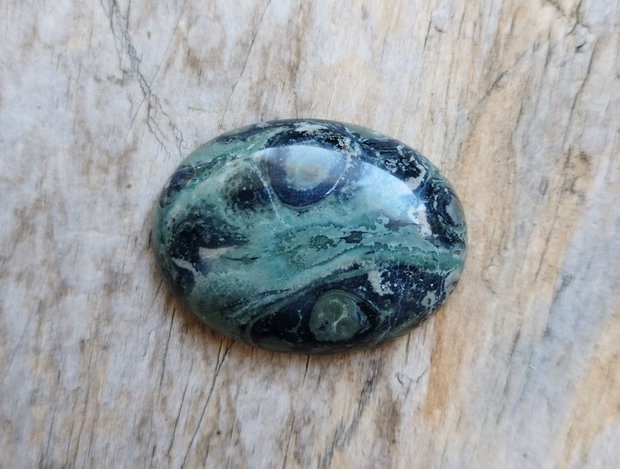Cabochon jasp kambaba, 40x30 mm