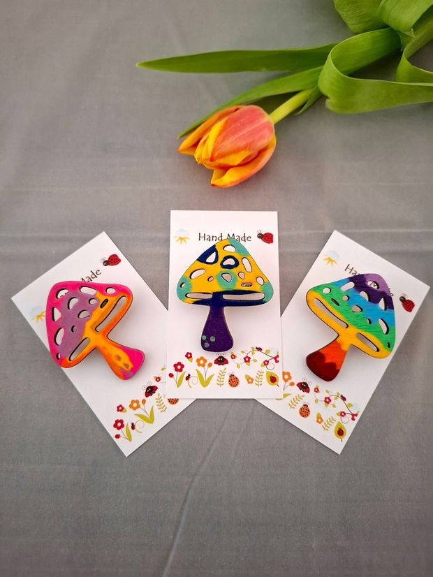 Ciupercute hipster brosa martisor
