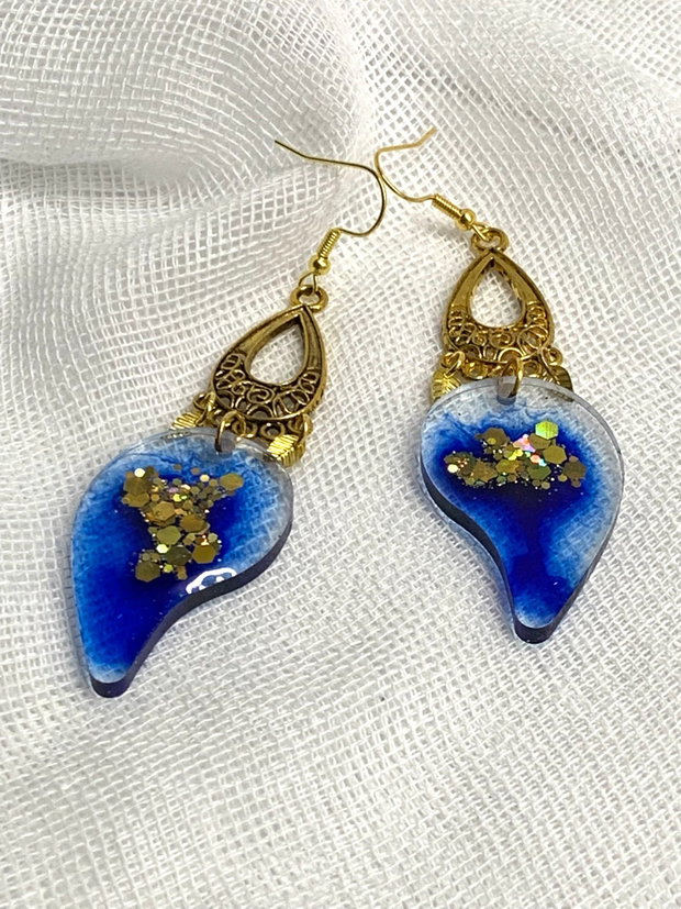 Cercei handmade unicat din rasina 00410