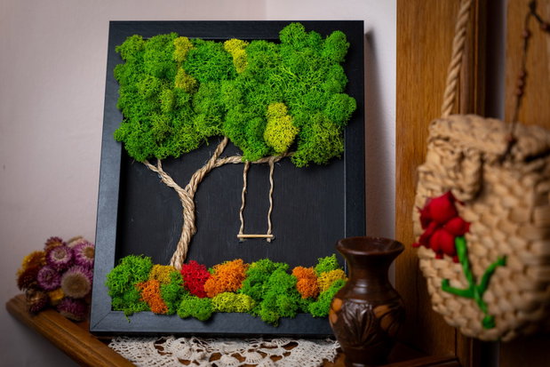 Ramă Foto Copacul cu Leagăn Decor cu Licheni Naturali, 25x30 cm