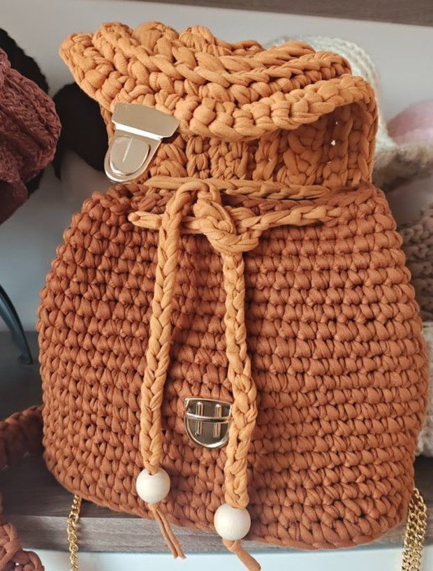 Rucsac crosetat manual by Irina