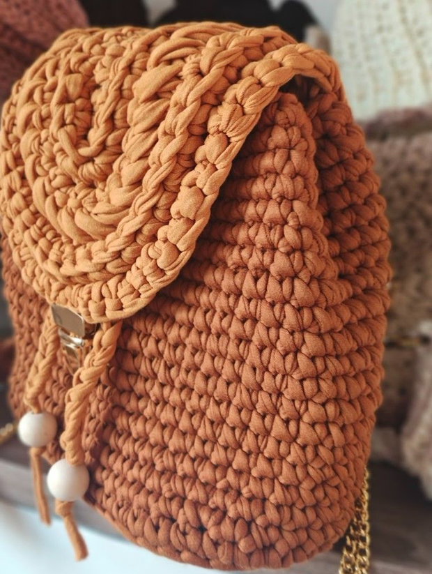 Rucsac crosetat manual by Irina