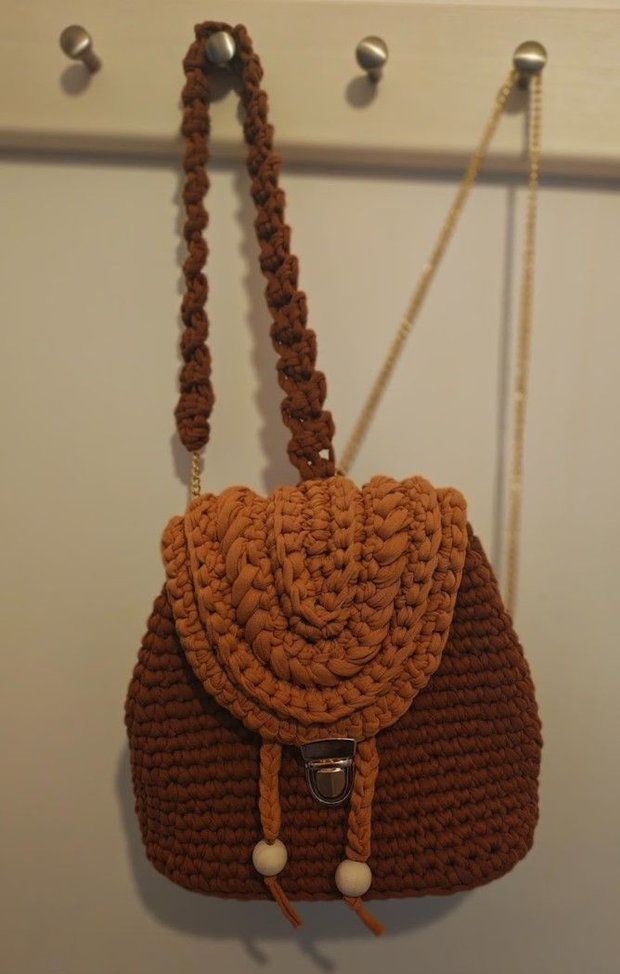 Rucsac crosetat manual by Irina