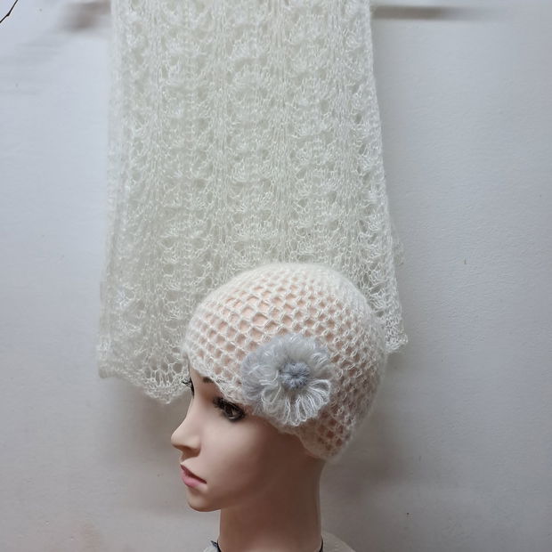Set fular/căciulă  alb