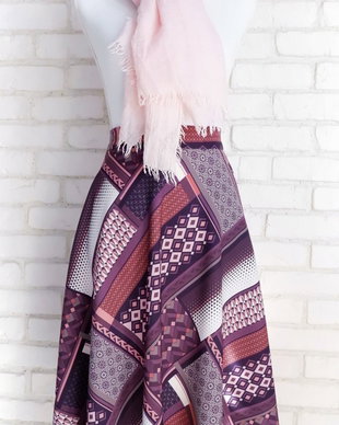 Fusta Clos Print Geometric Mov cu Bej