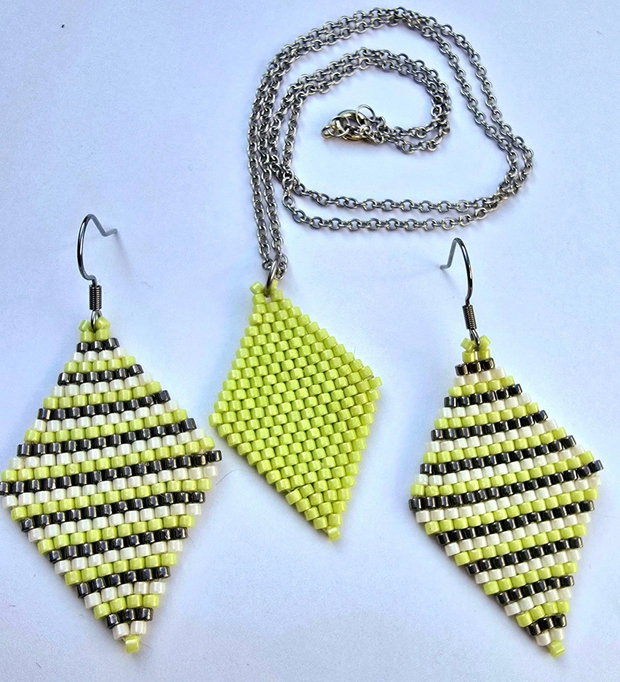 Set romb verde pal
