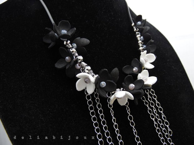 Colier handmade statement unicat -floral - foamiran (cod1203)