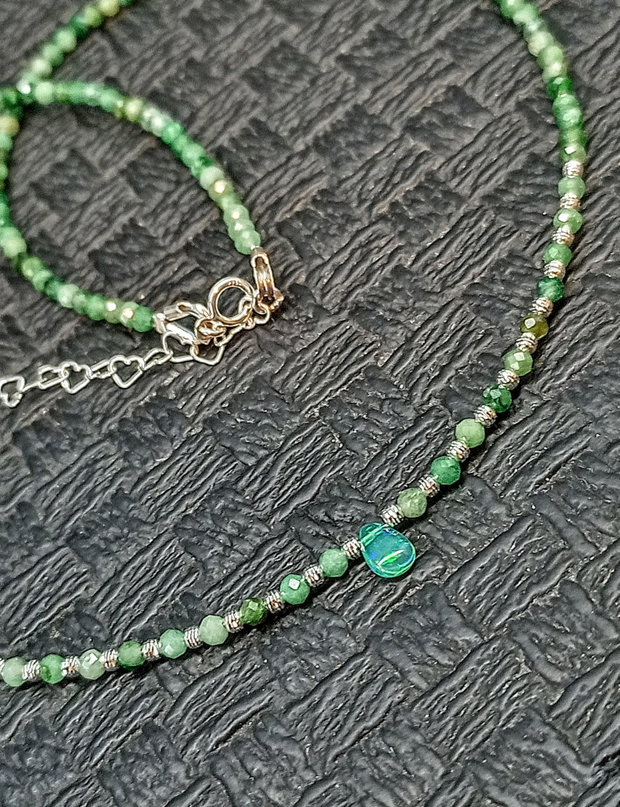 Colier argint smarald opal de foc etiopian verde brioleta minimalist boho chic trendy - Transport gratuit