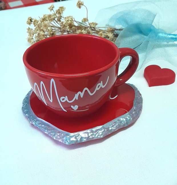 Mama - set alcătuit din cană și coaster-roșu