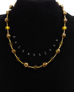 Colier handmade -margele nisip, margele sticla (cod1204)