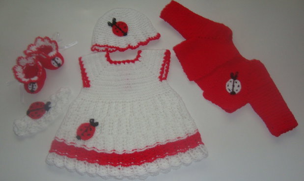 Set bebe cu gargarita
