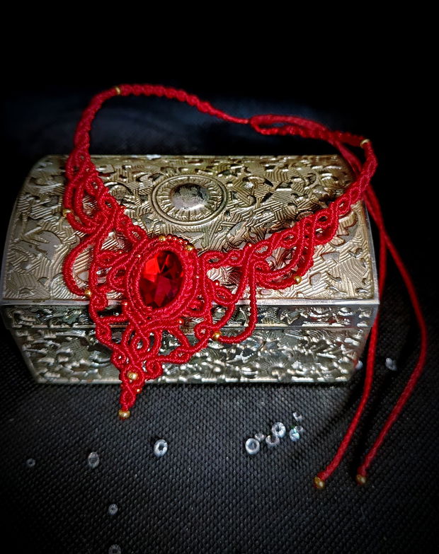 Colier Roșu Cristal Micromacrame