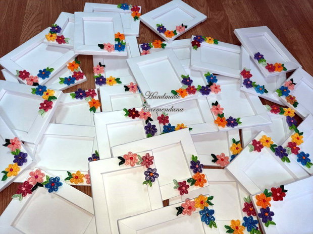 Rame albe cu flori quilling