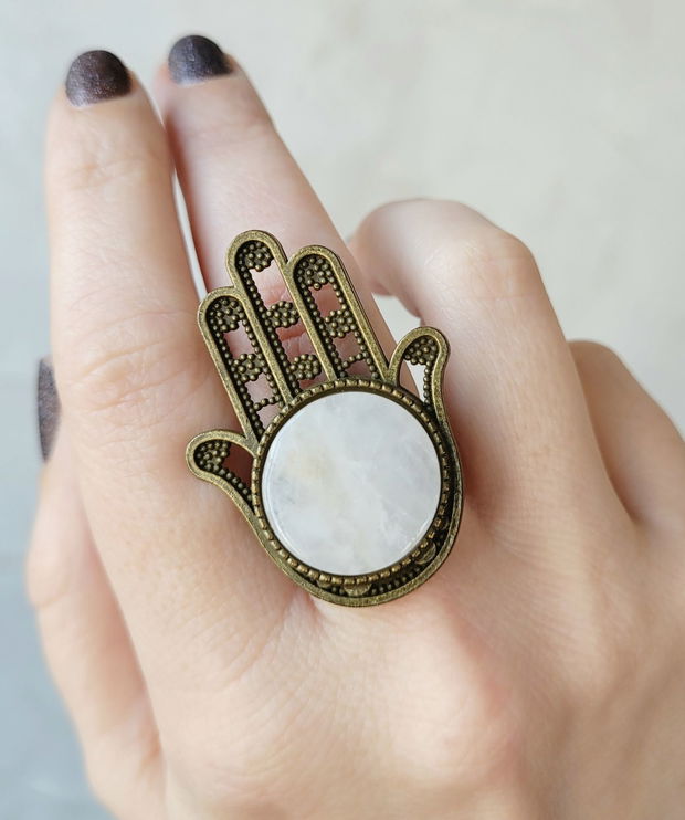 Cercei lungi cu perle de cultură și accesorii cu patină