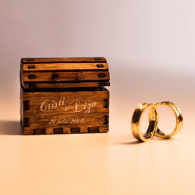 Cutie cufaras maro, Piksel, cutie pentru inel logodna - verighete nunta personalizat