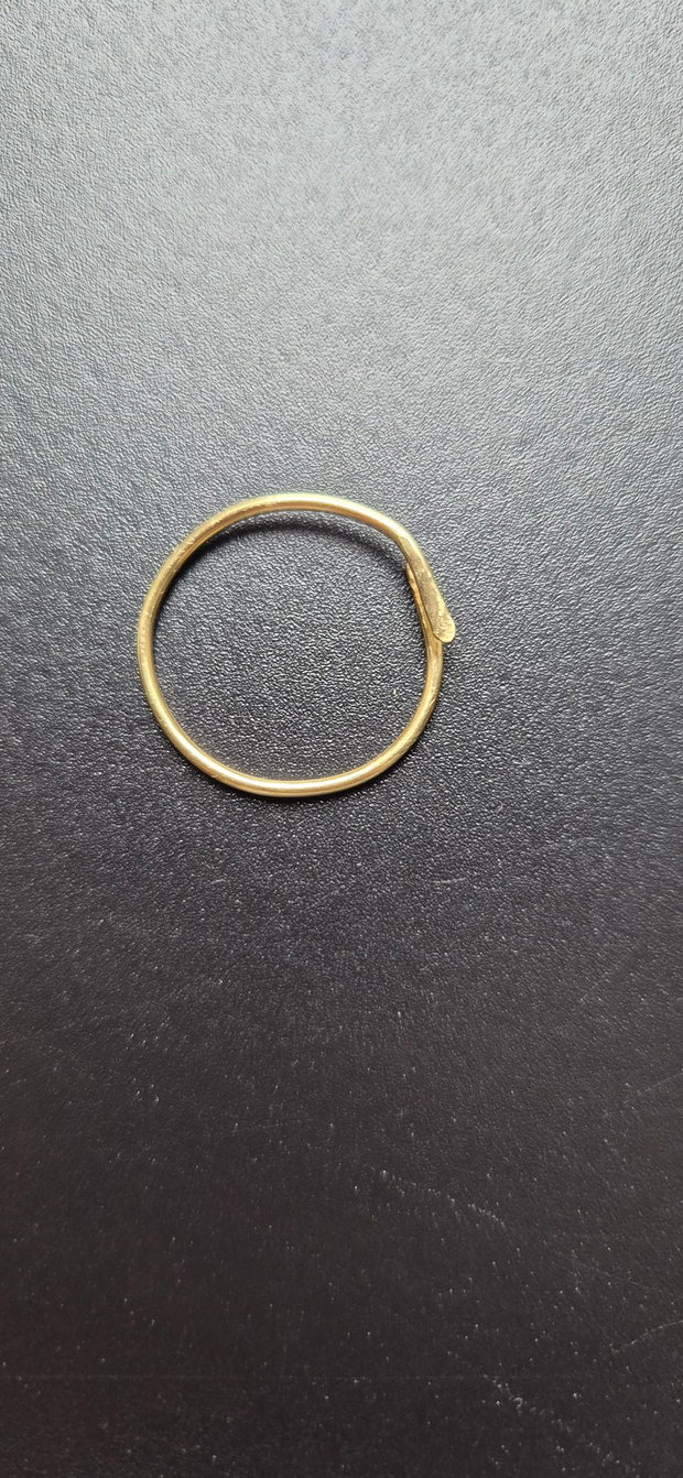 Inel simplu, minimalist, modern din alama