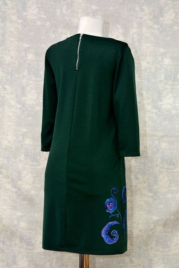 Rochie verde, pictata manual