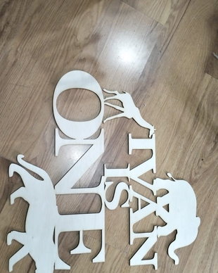 Litere decor mot