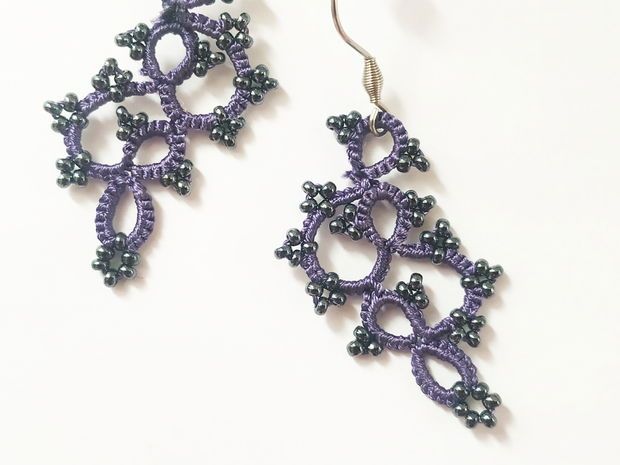 Cercei dantela mov inchis, bijuterii handmade unicat din dantela frivolite