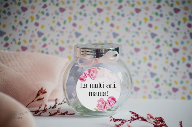 Borcan cu biletele de multumire pentru mama. Cadou 8 martie. Cadou mama