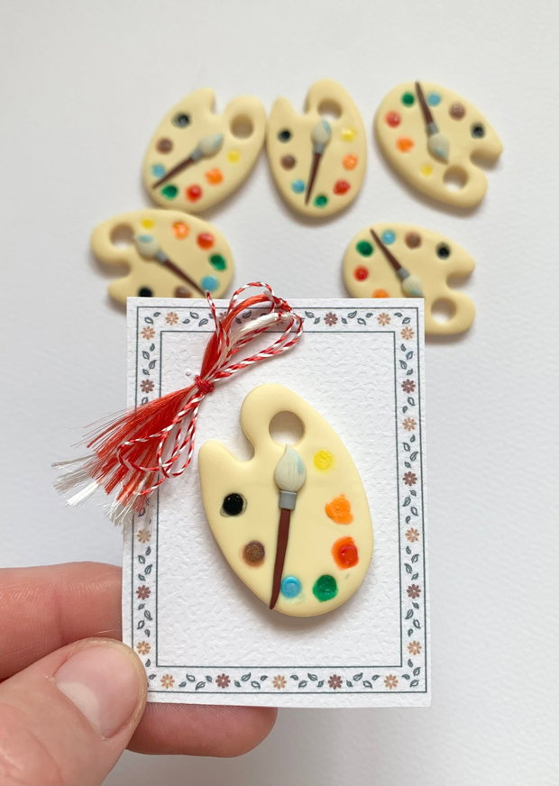 Martisor brosa Paleta culori