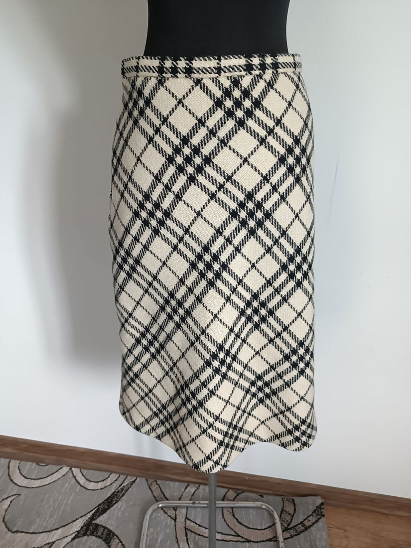 Fusta Burberry