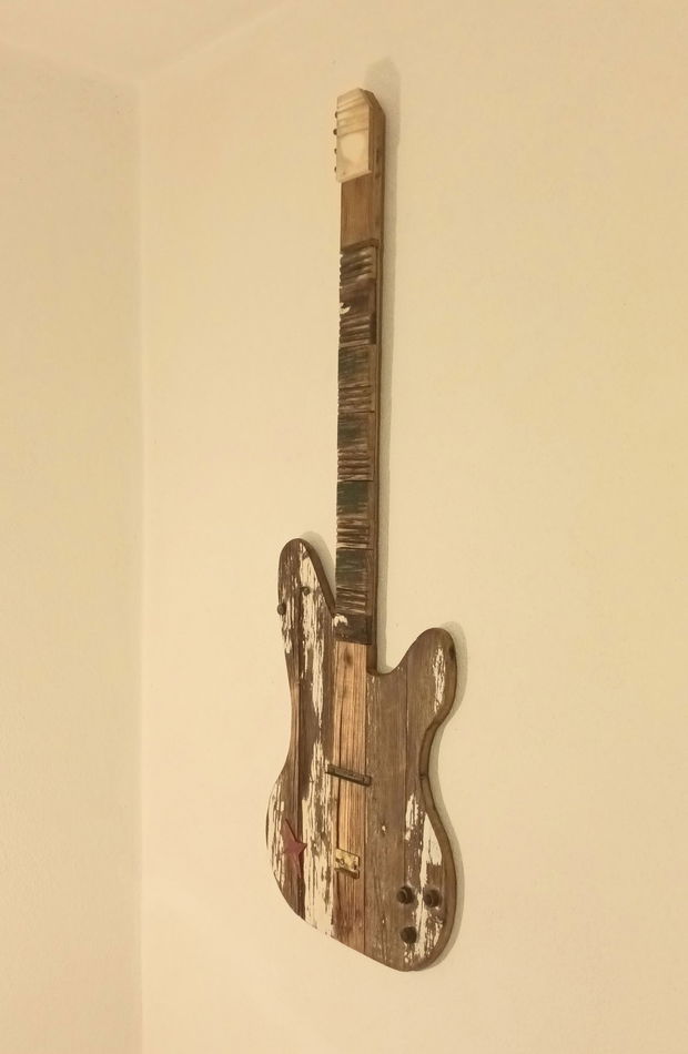 Chitara decorativa
