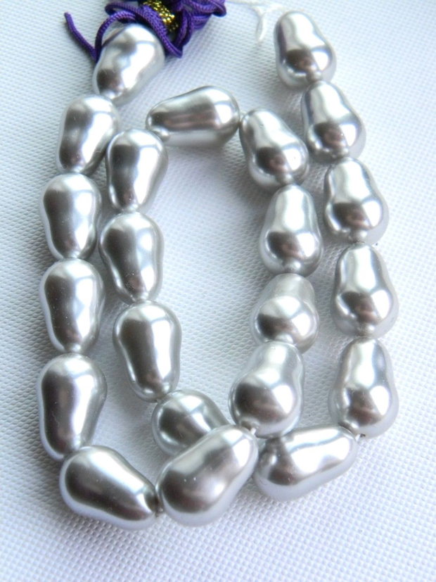 Perle stil Mallorca 18x12 mm (AV31)