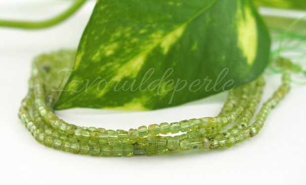 Peridot fatetat 2x2mm (0.5sir)