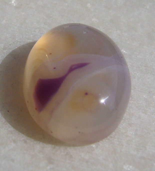 Agata cabochon aprox 20x15x6.5 mm