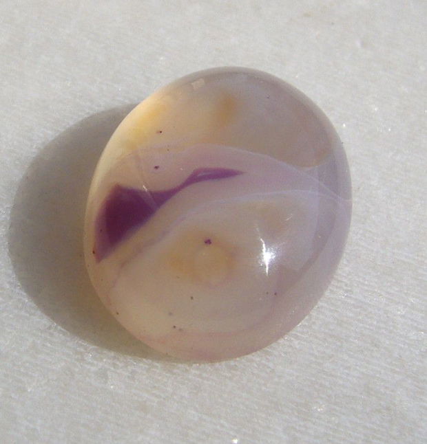 Agata cabochon aprox 20x15x6.5 mm